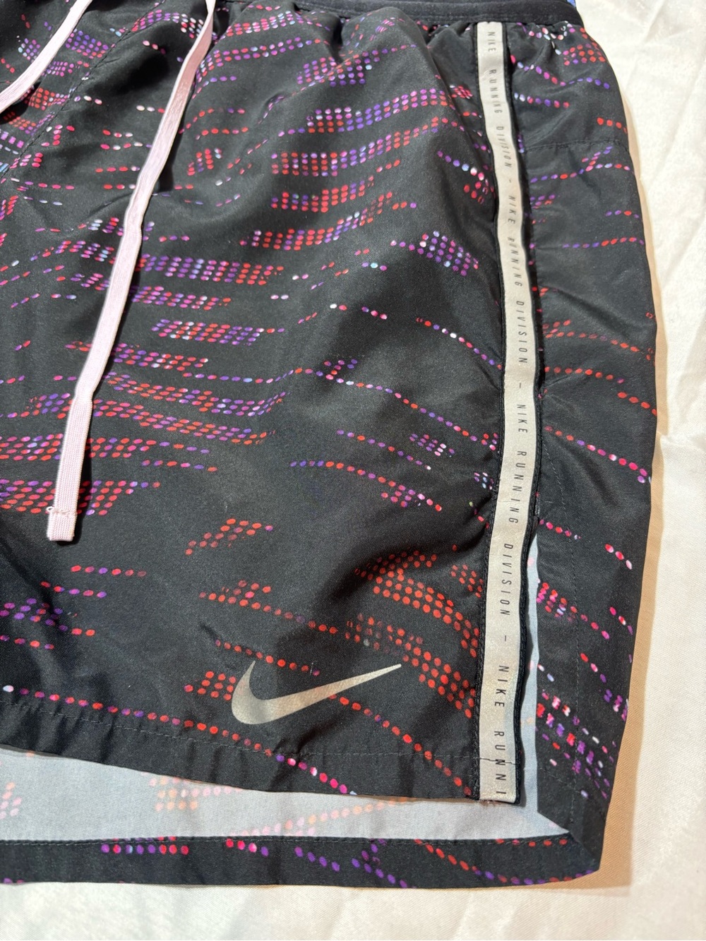 Nike Run Division Stride Running Shorts M Medium Black Reflective Unisex Fit